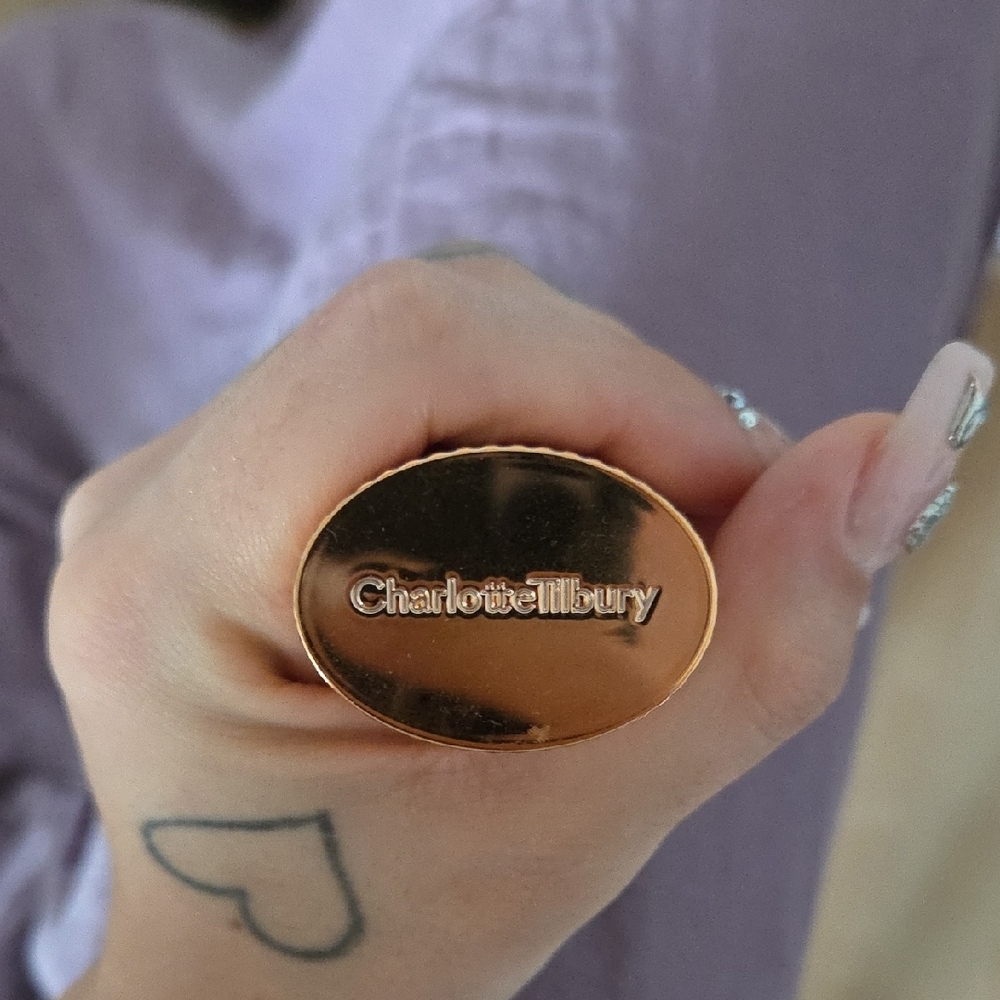 Charlotte Tilbury Airbrush Flawless Foundation 7 Warm Chaud - Picture 3 of 4